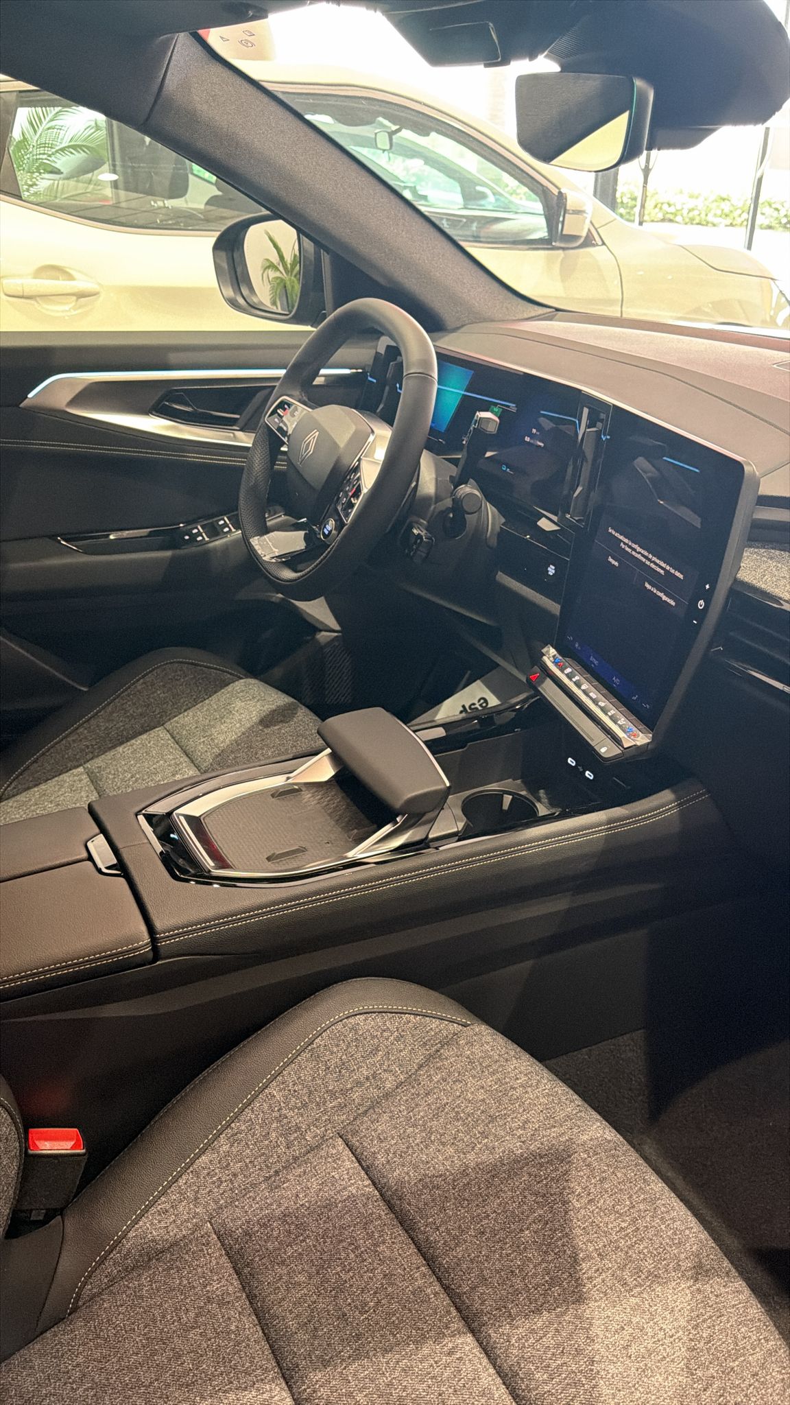 Renault Austral Techno E-tech Full Hybrid 200 miniatura 6